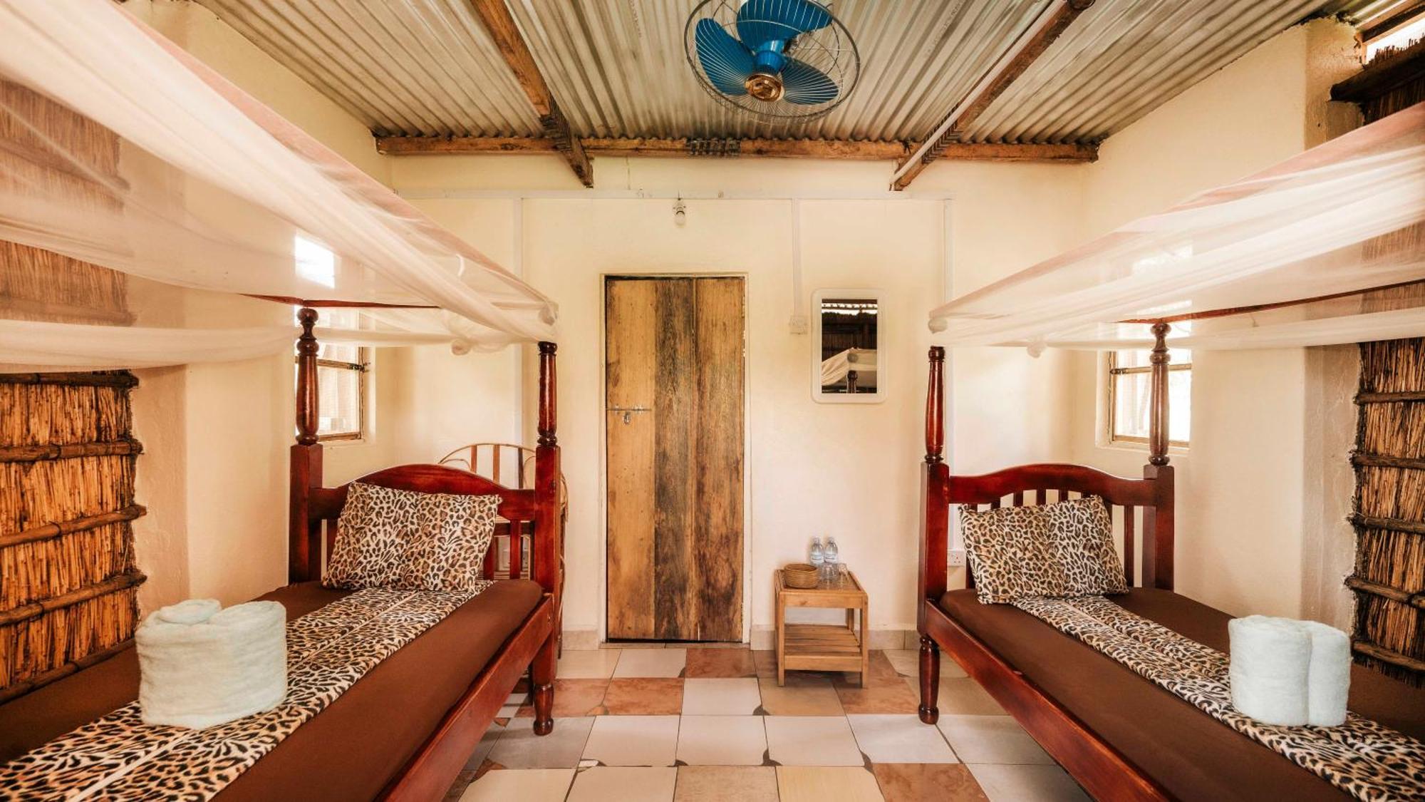 Mama Washindi Lodge Pakwach Exterior foto
